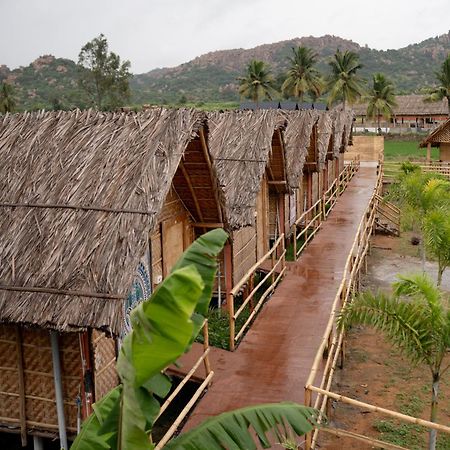 The Sundown Hampi Hotel Bagian luar foto