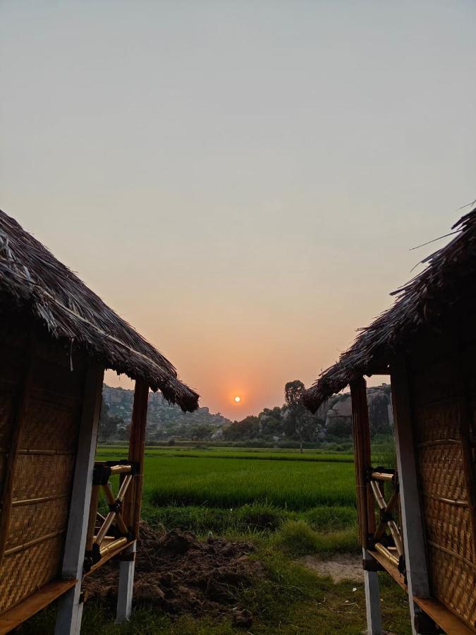 The Sundown Hampi Hotel Bagian luar foto